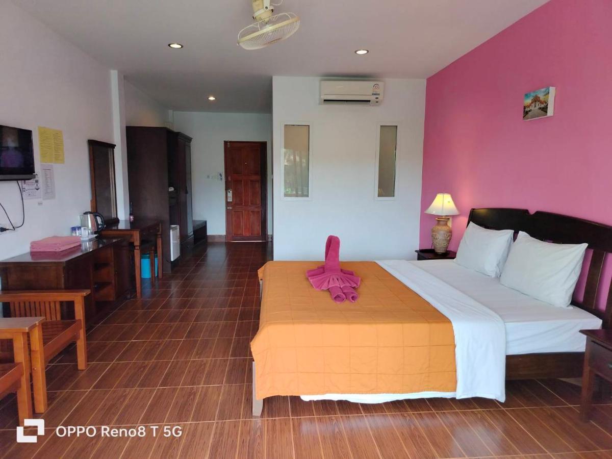 קו לנטה D.R. Lanta Bay Resort מראה חיצוני תמונה