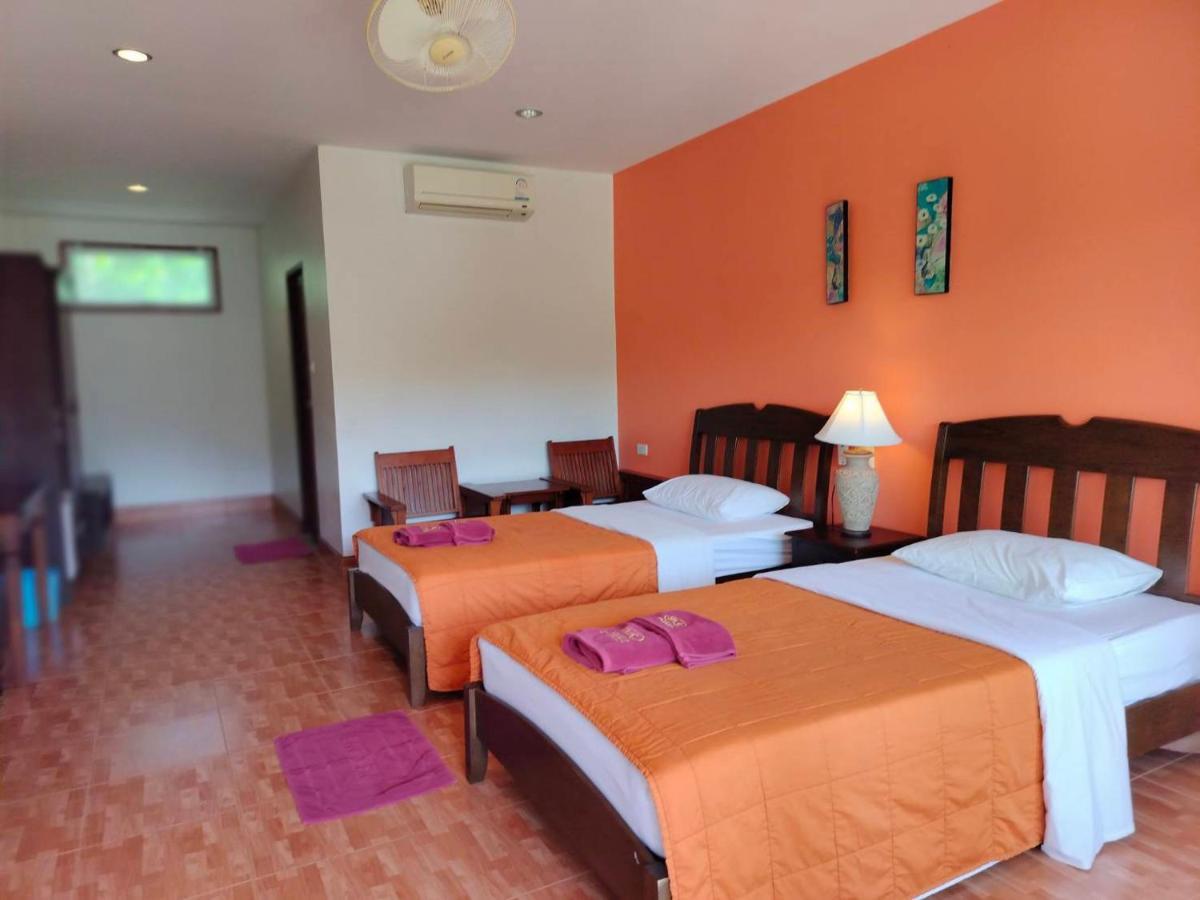 קו לנטה D.R. Lanta Bay Resort מראה חיצוני תמונה