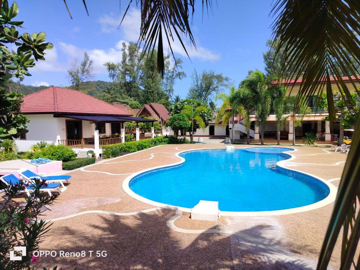 קו לנטה D.R. Lanta Bay Resort מראה חיצוני תמונה