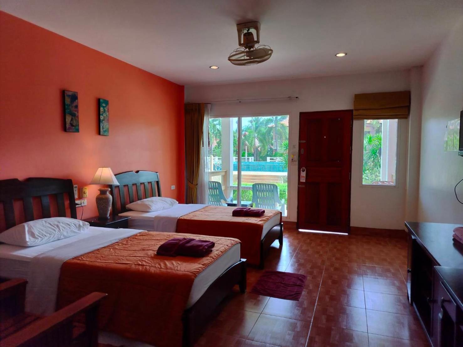 קו לנטה D.R. Lanta Bay Resort מראה חיצוני תמונה