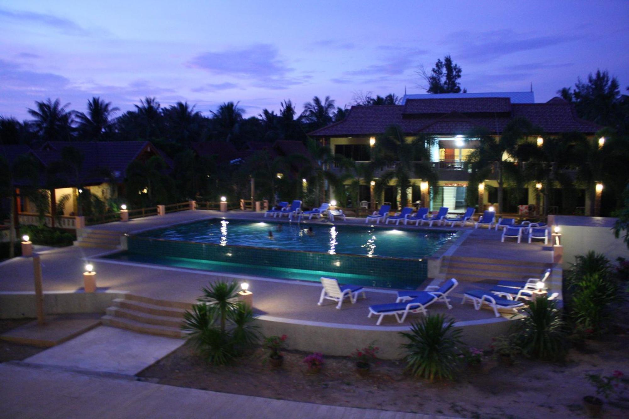 קו לנטה D.R. Lanta Bay Resort מראה חיצוני תמונה