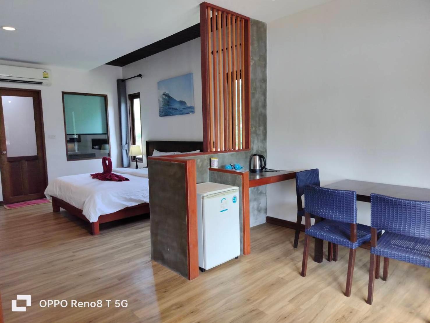 קו לנטה D.R. Lanta Bay Resort מראה חיצוני תמונה